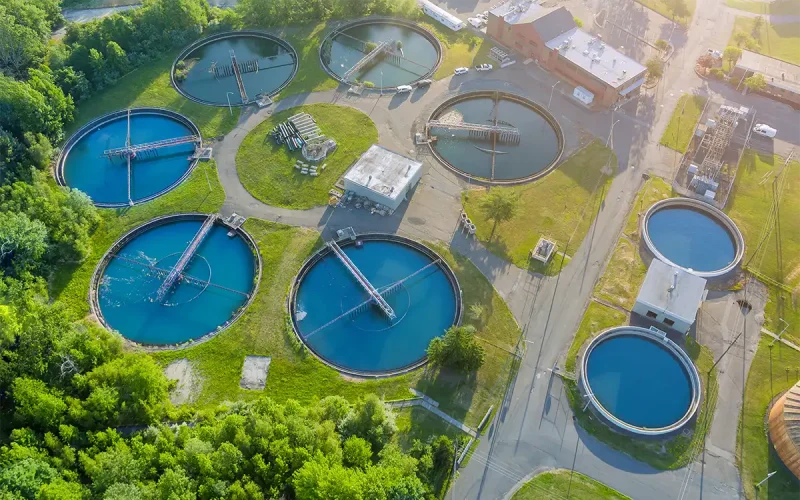 The Importance of Water Filtration in Wastewater Treatment Relevant Solutions blog image highlighting top-performing Azud filtration products designed to improve efficiency, safety, and environmental compliance in industrial treatment systems.